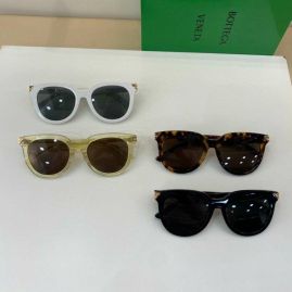 Picture of Bottega Veneta Sunglasses _SKUfw39920409fw